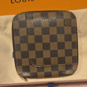LOUIS VUITTON DAMIER WALLET